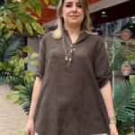 İtalyan Çiçek Nakışlı Üç Düğmeli Pamuk Gömlek (38-48 Uyumlu) - Kahve