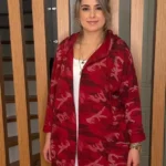 İtalyan Kamuflaj Desenli Sırtı Payet Detaylı Kapüşonlu Ceket - Kırmızı