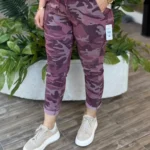 İtalyan Kamuflaj Desenli Full Likralı Pantolon ( 38 48 Uyumlu ) - Vişne