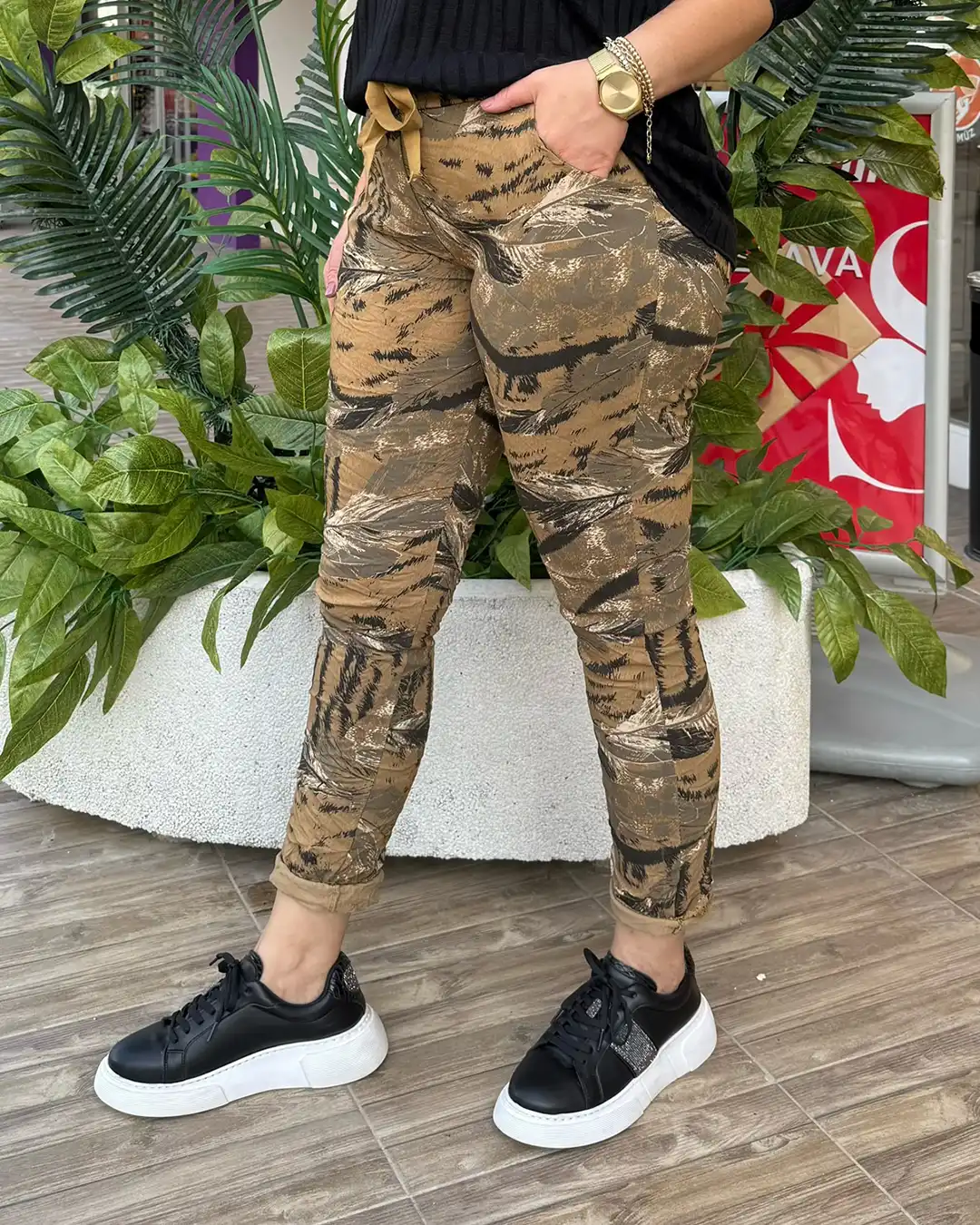 İtalyan Kaplan Desenli Full Likralı Pantolon ( 38 48 Uyumlu )