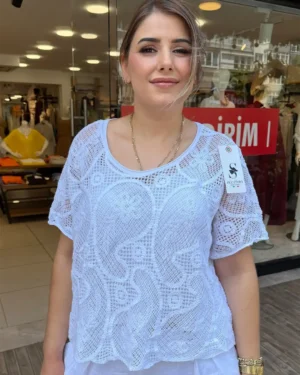 İtalyan Dantel Detaylı Örgü Bluz